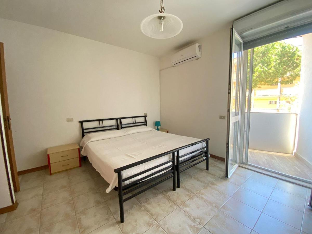 Venere Apartament Tirrenia Exterior foto