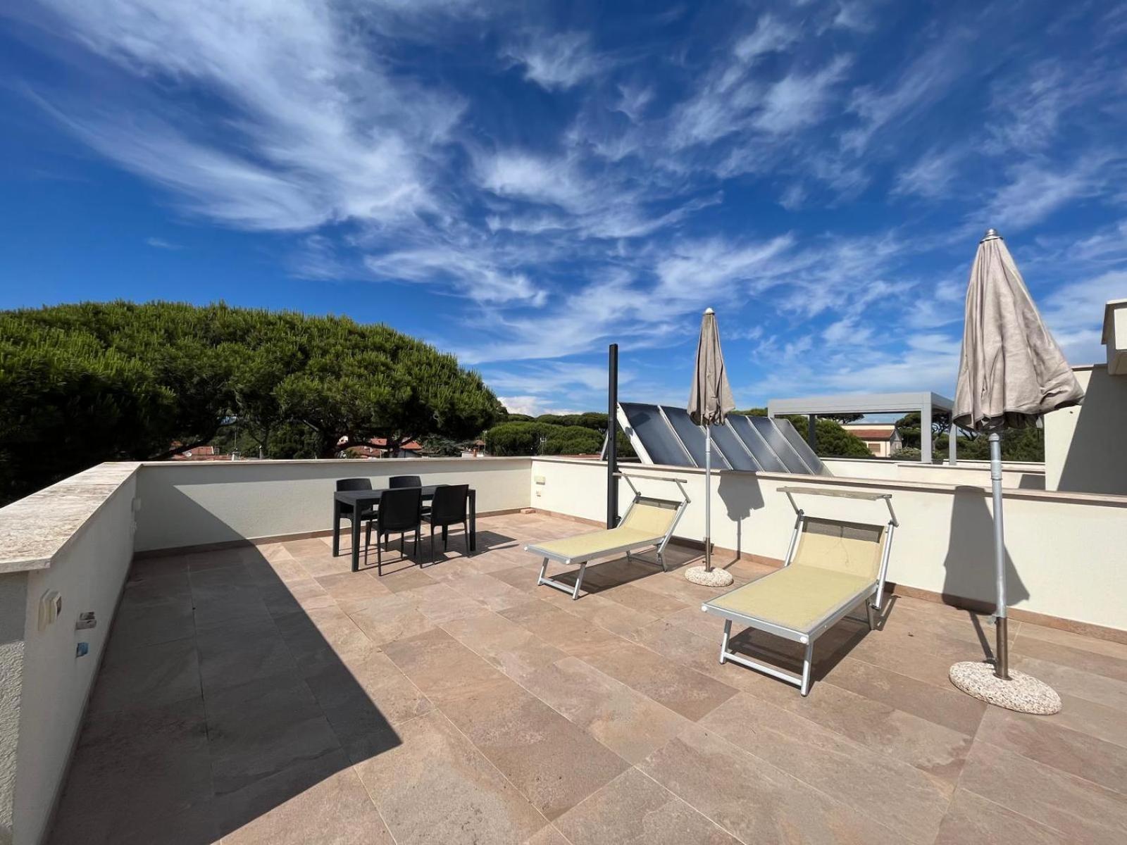 Venere Apartament Tirrenia Exterior foto